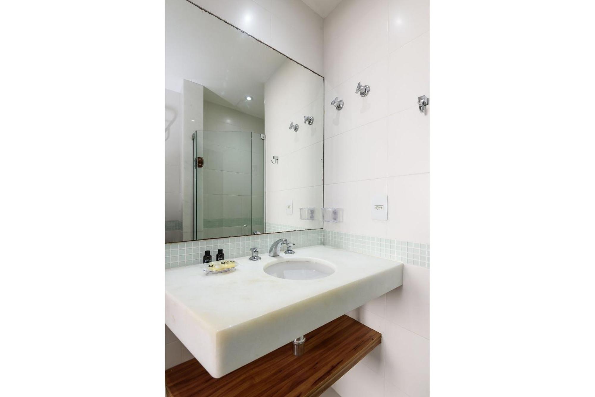 Apartamento 2 Quartos No Leblon A 300m Da | Adp 386/603 Rio de Janeiro